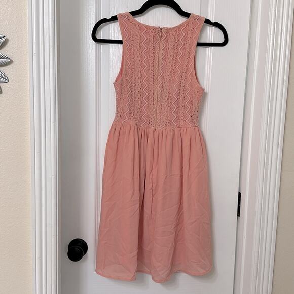Attar'd State girl dress size S - Picture 5 of 5